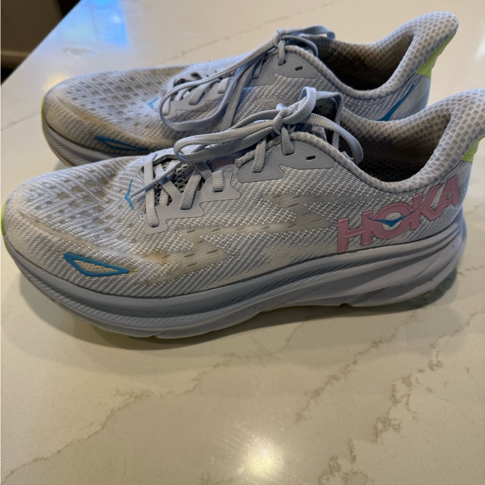 HOKA Clifton